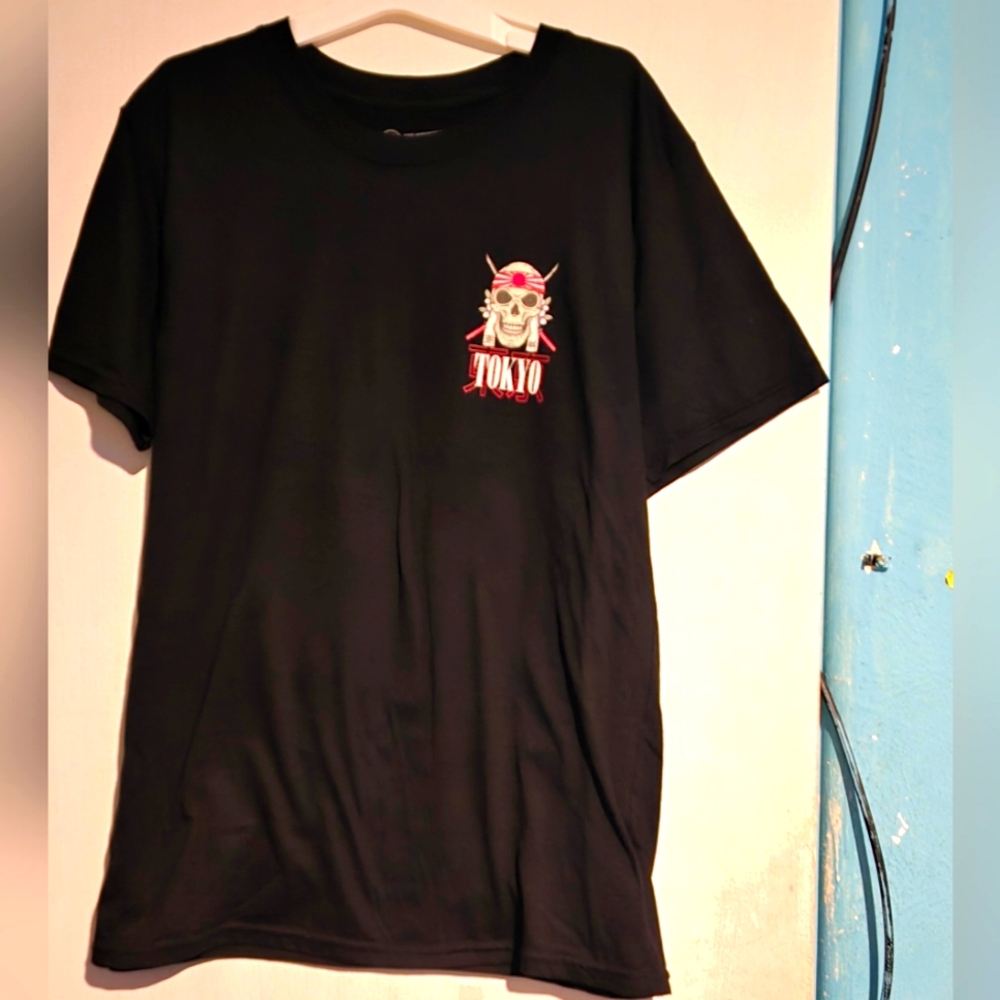 RGSTR MEN'S BLACK T-SHIRT NWOT